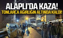 Alaplı'da kaza! Tonlarca ağırlığın altında kaldı!