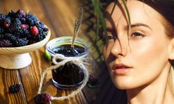 Cilt Problemi Olanlar Dikkat!! Karadutun İnanılmaz Faydaları Nelerdir?