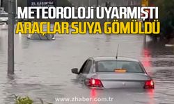 Meteoroloji uyarmıştı, İzmir’i sağanak vurdu! Araçlar suya gömüldü
