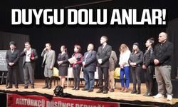 Duygu dolu anlar... Hem sahne aldı hem destek oldu!