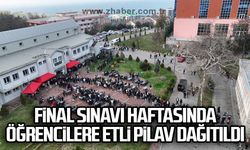 Final Sınavı Haftasında Öğrencilere Etli Pilav Dağıtıldı