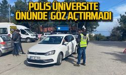 Polis Üniversite önünde göz açtırmadı