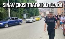 YKS sınavının birinci oturumu sonrası Zonguldak'ta trafik kilitlendi.