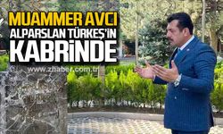 Muammer Avcı Alparslan Türkeş’in kabrinde