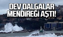 Zonguldak'ta dev dalgalar mendireği aştı!