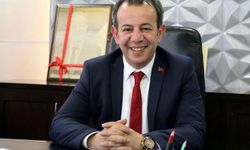 CHP Bolu Belediye Başkan adayı Tanju Özcan oldu!