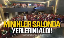 Zonguldak Belediye Sineması'nda minik öğrenciler yerlerini aldı!