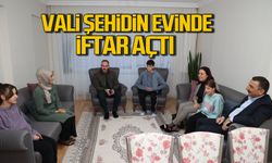 Vali Osman Hacıbektaşoğlu ve eşinden, şehit polisin evine ziyaret