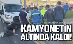 Kdz. Ereğli'de motosikletteki iki kişi kamyonetin altında kaldı!