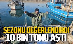 Zonguldak'ta balıkçılar sezonu değerlendirdi! 10 bin tonun üzerinde yakalandı!