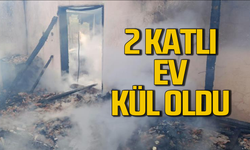 Bartın'da 2 katlı ev alevlere teslim oldu