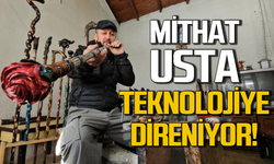 Mithat Usta, ürettiği bastonlarıyla teknolojiye direniyor