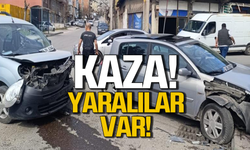 Kent merkezinde 2 otomobil çarpıştı: Yaralılar var!