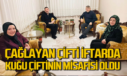 Çağlayan çifti Kuğu çiftinin iftarda misafiri oldu