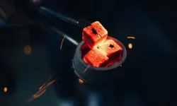 Nargile Kömürü Seçiminin Önemi Ve Farklı Türleri