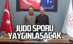 Mehmet Çebi, Akif Başdağ’ı ziyaret etti