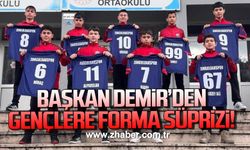 Zonguldakspor Başkanı Demir, Gençlere forma sürprizi!