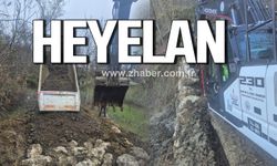 Bartın'da heyelan! Köy yolu ulaşıma kapandı!