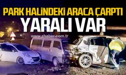 Bartın-İnkumu yolunda otomobil park halindeki araca çarptı. Yaralı var