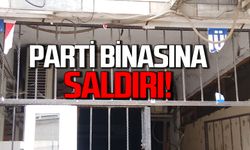 Devrek’te Yeniden Refah Partisi İlçe Başkanlığı’na ait tabela ve afişlere saldırı