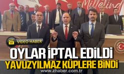 İl Genel Meclisi başkanlık seçiminde oylar iptal edildi. Deniz Yavuzyılmaz küplere bindi.