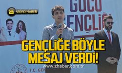 Samet Demiray, Gençliğe Hitabe performansıyla beğeni topladı