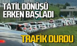 Bayram tatili dönüşleri erken başladı trafik felç oldu
