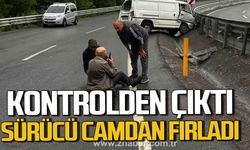 Zonguldak-Kdz. Ereğli kara yolunda kamyonet kontrolden çıktı. Sürücü camdan fırladı.
