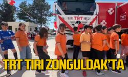 TRT Sinema Tırı Zonguldak'ta çocuklarla buluştu