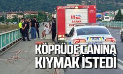 Köprüye çıktı canına kıymak istedi: Ekipler olay yerinde