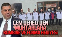 Cem Dereli’den Muhtarlara Zonguldakspor forması hediye etti