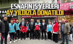 Ülkü Ocakları, iş yerlerine Türk bayrağı astı