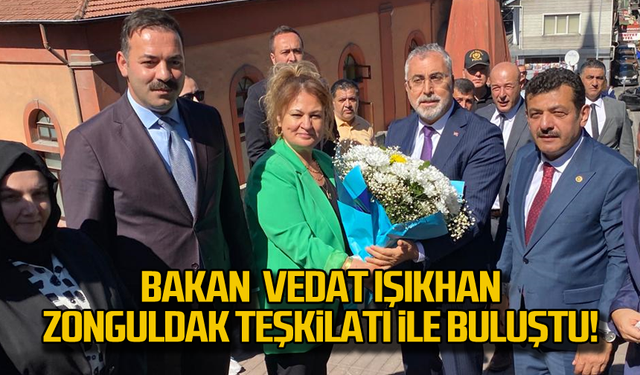 Bakan Vedat Işıkhan Ak Parti Teşkilatı ile buluştu