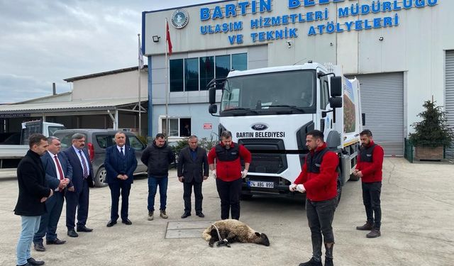 Bartın Belediyesi araç filosuna bir yenisi daha eklendi