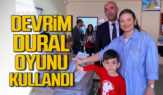 Devrim Dural yerel seçimlerde oyunu kullandı