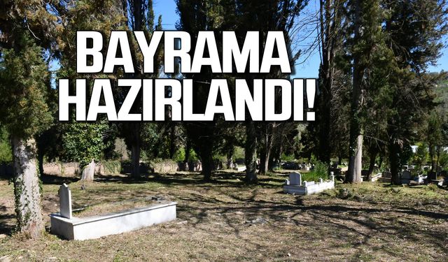 Alaplı'da Ramazan Bayramı öncesi mezarlık bakımı