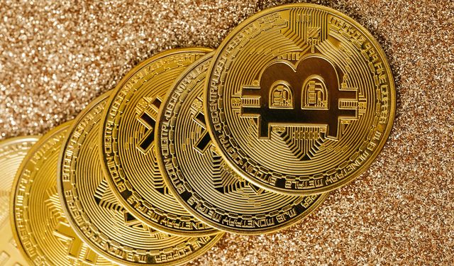 Bitcoin'in Değer Deposu: Yeni Dijital Altın Olarak Rolünü Keşfetmek