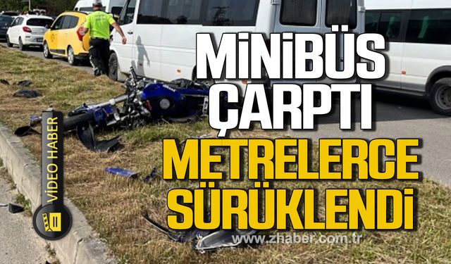 Bartın'da motosiklete minibüs çarptı! Metrelerce sürüklendi!