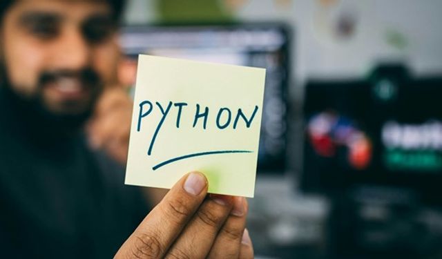 Algoritmik Ticaret İçin Python Nasıl Kullanılır?