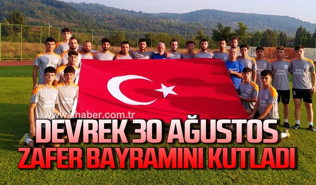 Devrek Belediyespor 30 Ağustos Zafer Bayramını kutladı!