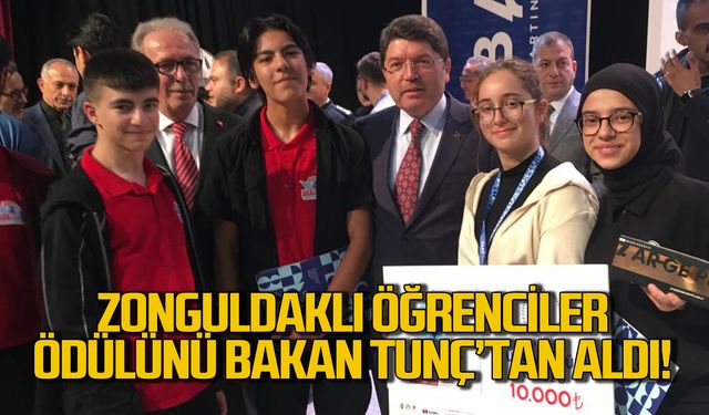 Zonguldaklı öğrenciler ödülünü Bakan Tunç'tan aldı