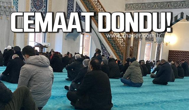 Uzun Mehmet Camisi cemaati dondu!