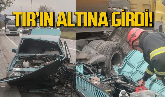 TIR'ın altında kaldı! Yaralı var!