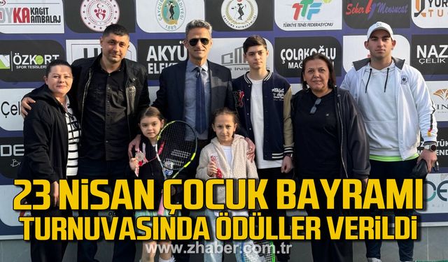 Çaycuma’da 23 Nisan Ulusal Egemenlik ve Çocuk Bayramı Tenis Turnuvası düzenlendi.