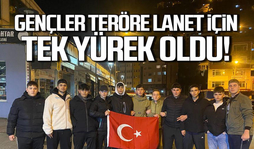 Gençler teröre lanet için tek yürek oldu!