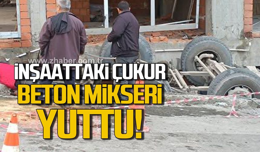 Kozlu'da inşaat alanındaki çukur beton mikserini yuttu!