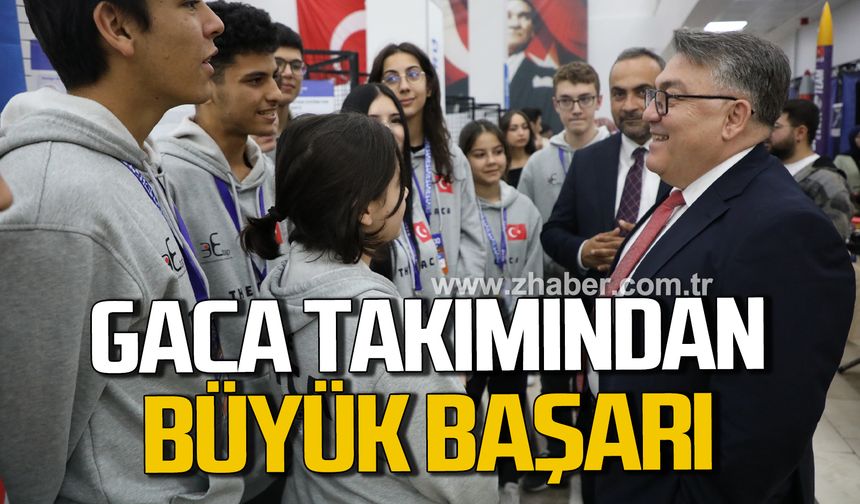 The Gaca takımından büyük başarı! Lise kategorisinde birinci oldular!