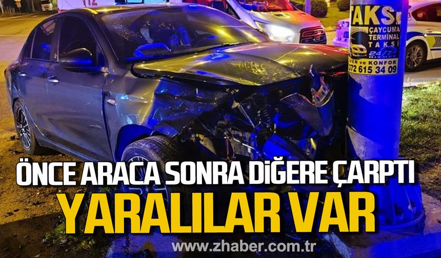 Zonguldak'ta otomobil önce araca, ardından yön direğine çarptı.