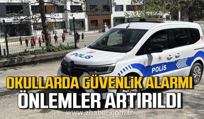 Karabük'te okullarda polislerin güvenlik seferberliği başladı.
