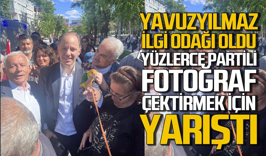 Deniz Yavuzyılmaz ilgi odağı oldu... Yüzlerce partili fotoğraf çektirmek için yarıştı